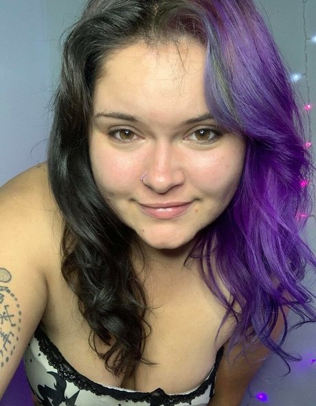 SkyebellaXXX sexy freie bild