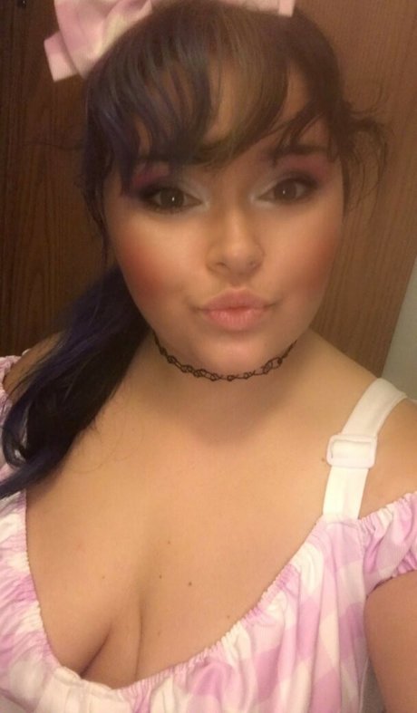 SkyebellaXXX schauspielerin exklusive bilder