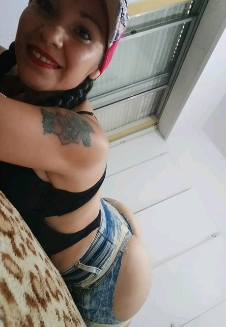 barbymaydana erwachsene schöne bild