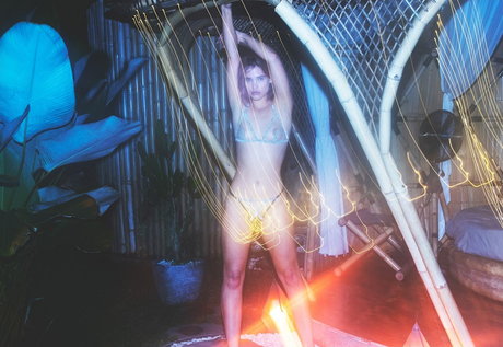 Ishh nacktheit exklusive foto