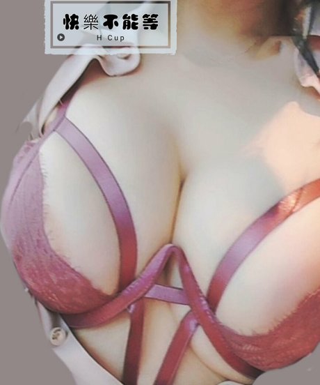 Sexydoll6969 model nacktheit galerie