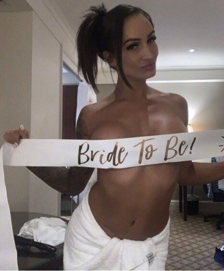 HyIey Vernon hd nacktheit galerien