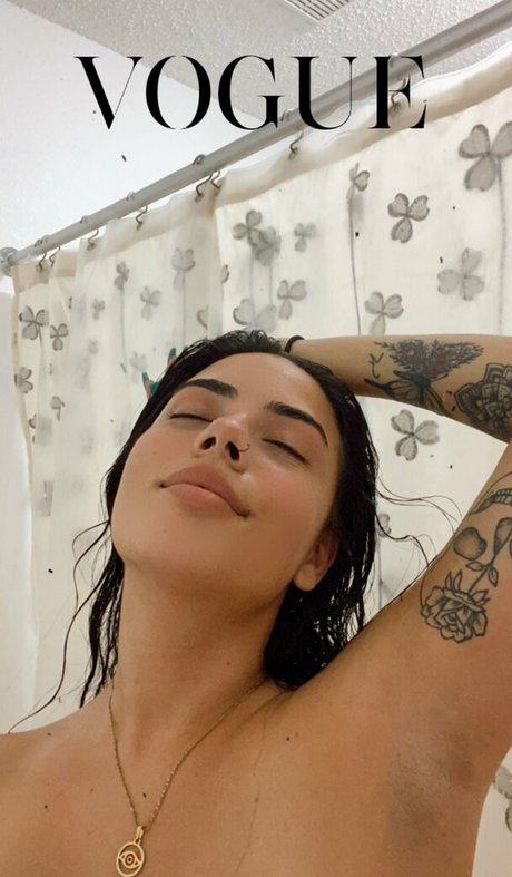 babyspicy21 xxx kunst fotos