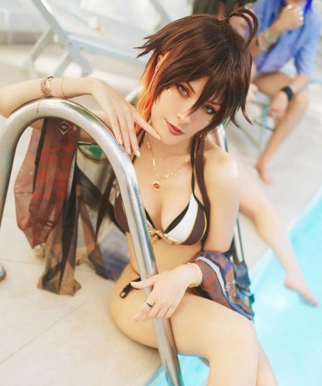 MiikhyDeafening model nackte galerien