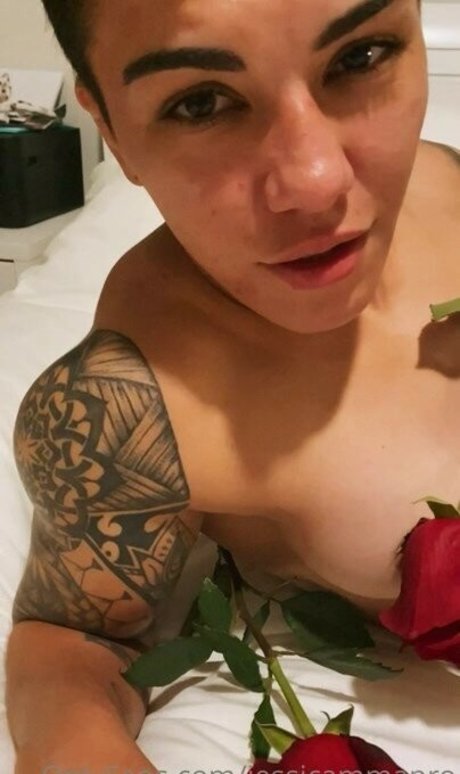 Jessica Andrade perfekte nackt foto