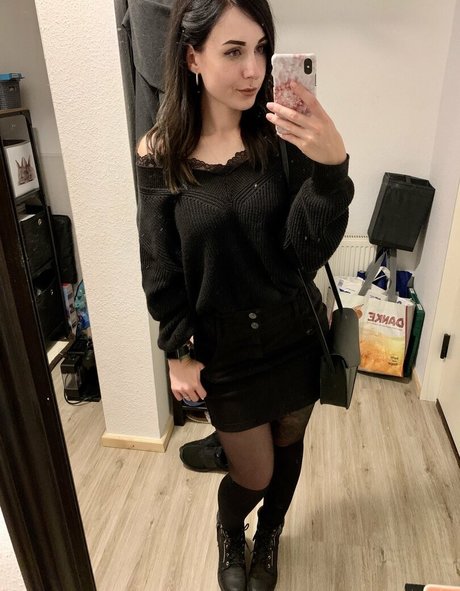 romisu schöne nackt galerien