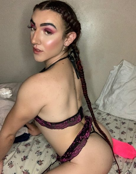 Luna Mari sexy freie bild