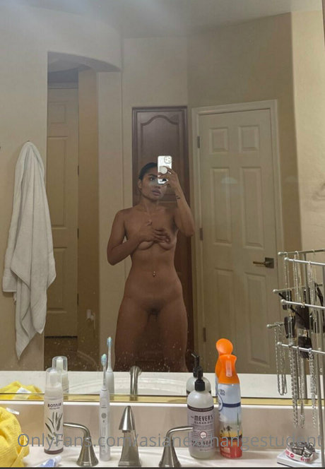 Asianexchangestudent beste pornographische galerie