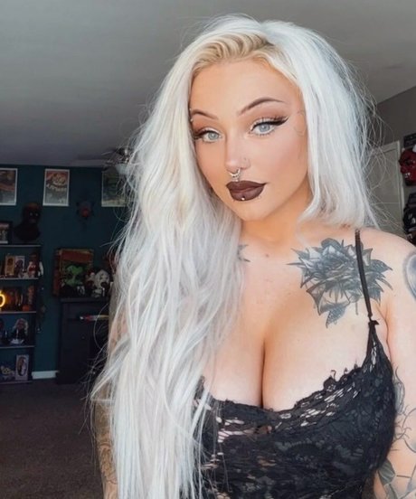 Screamqueen68 top nacktheit fotos