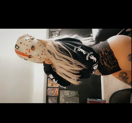 Screamqueen68 heiße top galerien