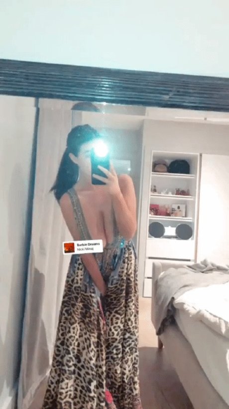 Darcybuchan xxx schöne galerien