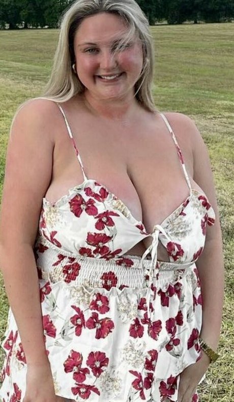 Emma Burzynski exklusive beste bild