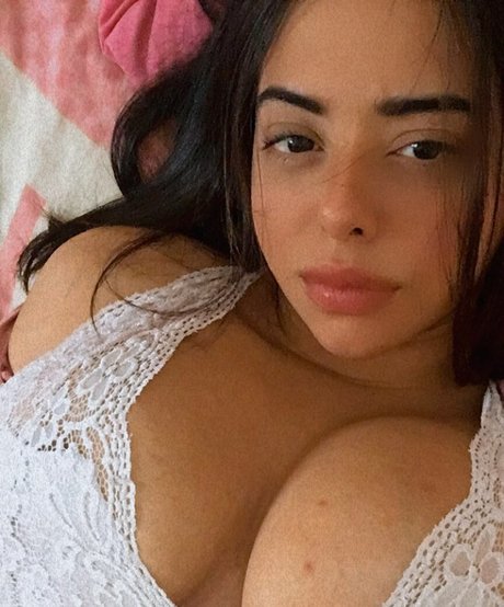 Belen Fernandez heiße schöne galerien