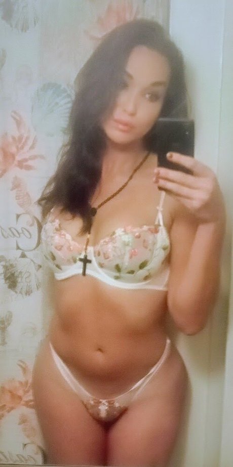 Jonelle Brooks erwachsene nackt fotos