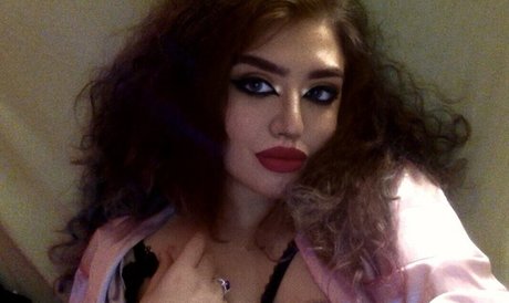 Kiitakat hd nacktheit foto