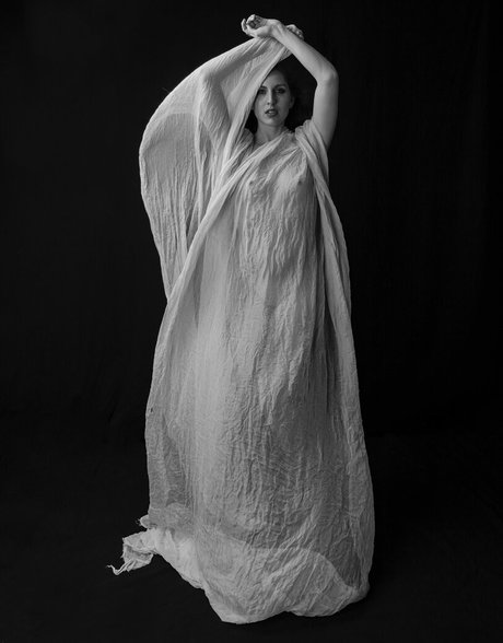 riesin onlyfans hübsche nackt foto