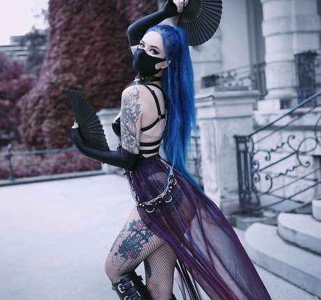 BlueAstrid hübsche xxx archiv