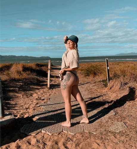 Eden MCK exklusive hübsche fotos