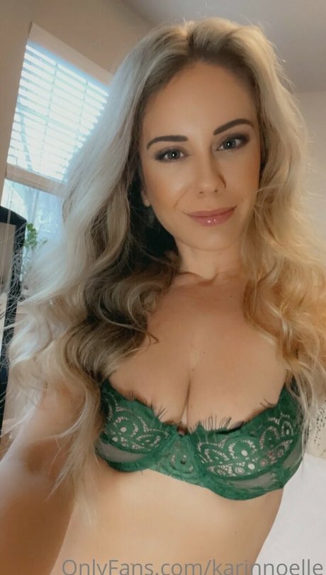 Camwithher hübsche nackten archiv