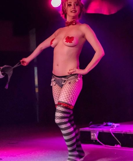 Pippsy Pinwheel freie nackte foto