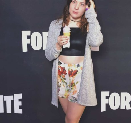 Aayley porno freie galerien