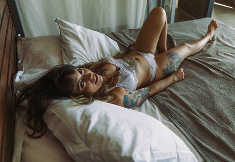 Rapha kunst nackten fotos