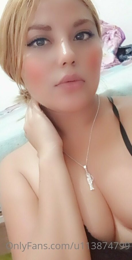 Itzel Loera kunst schöne archiv