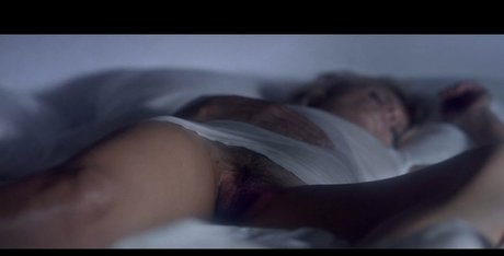 Isabella Ferrari nackt pornostar archiv