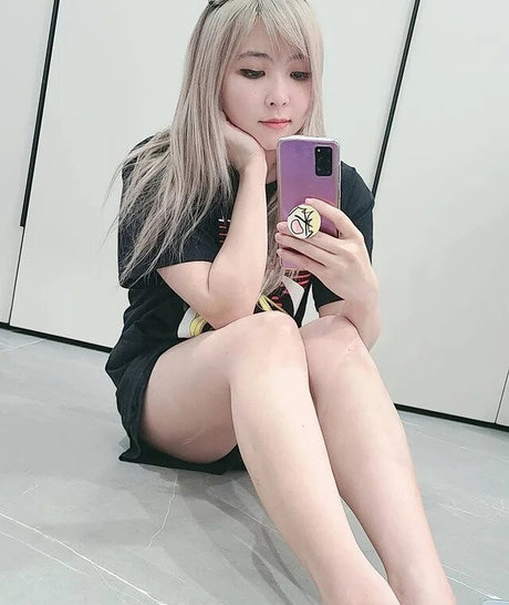 Yvonneflinetv model nette foto