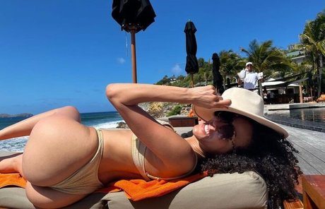 Goodbeyb top porno fotos