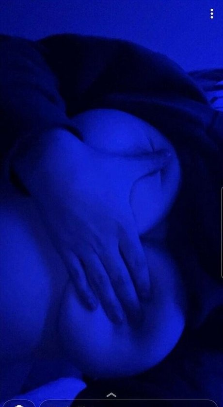 Itsadelecash model heiße foto