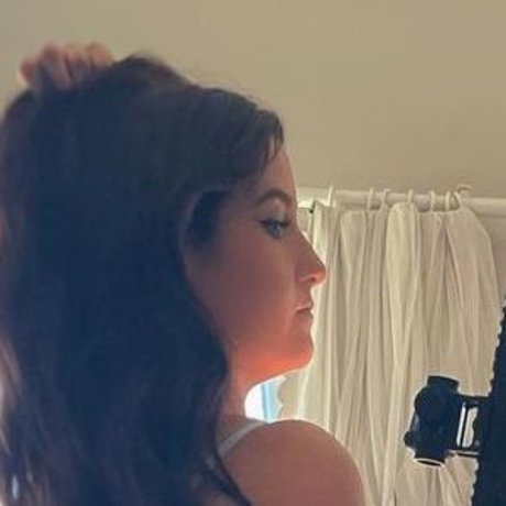 asiatische junge onlyfans erotische freie bilder