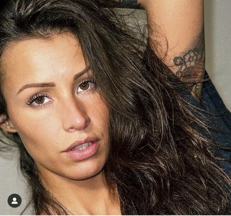 Amalia Loveee exklusive sex archiv