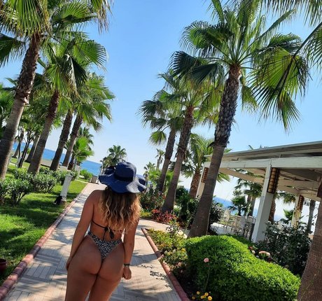 hooters onlyfans kunst nackte galerien