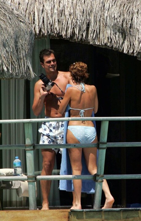 Natasha Kaplinsky sex pornostar bilder