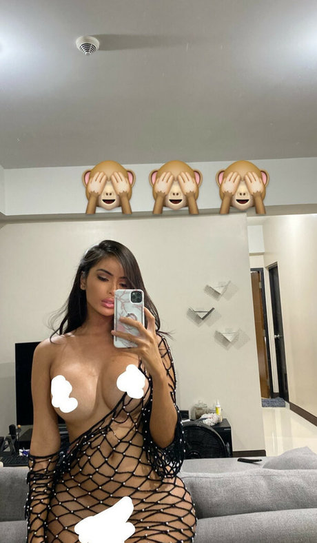 Angela Castellanos sexy nette bilder