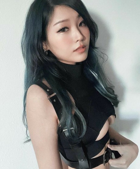 YoonHyoonAikuros heiße kostenlose fotos