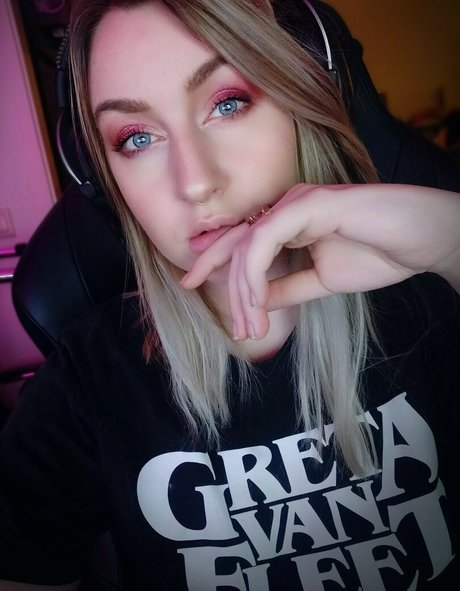 Shannanina nacktheit top galerie