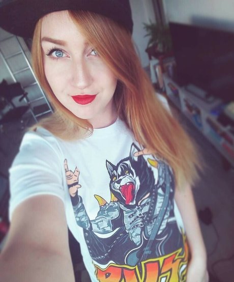 Shannanina nacktheit kostenlose foto