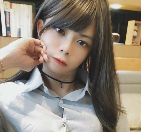 Luoluo kunst nackt bilder