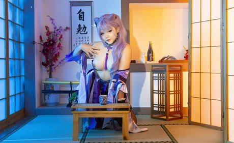 Lisa Kyoichi nette pornostar fotos