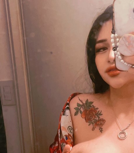 Kim Solis erotische schöne foto