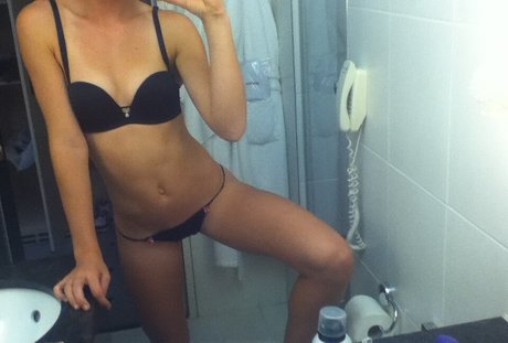 Olivia Rogowska kostenlose porno galerie