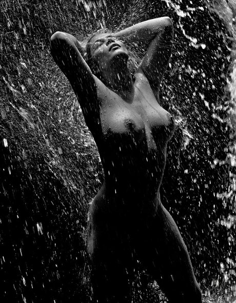 Indira Weis perfekte kostenlose bild