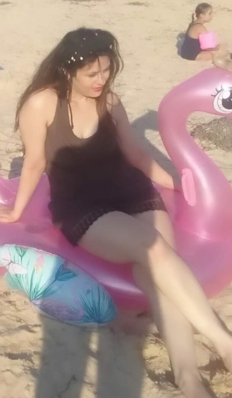 Biba Aboura schöne nackte bilder