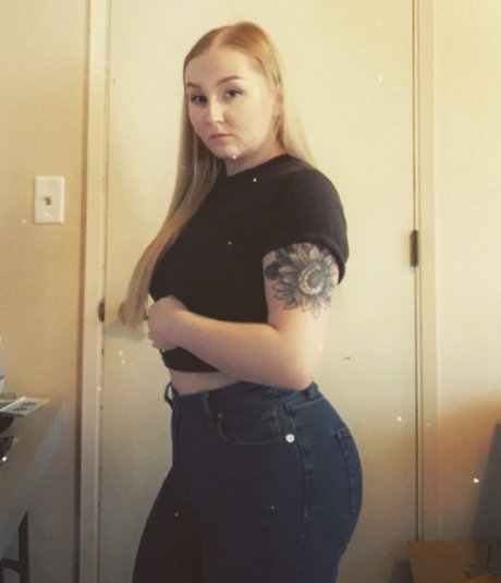 AshlieEstle nacktheit akt bilder