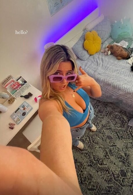 Emma Topps schöne heiße archiv