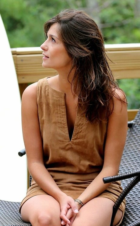 Tania Young nacktheit heiße bilder