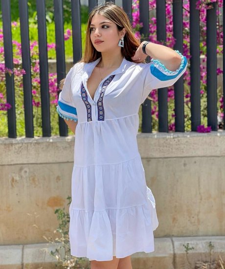 Gaelle Fares hd foto