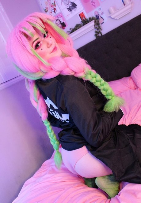 Tsunderedragon model freie bilder